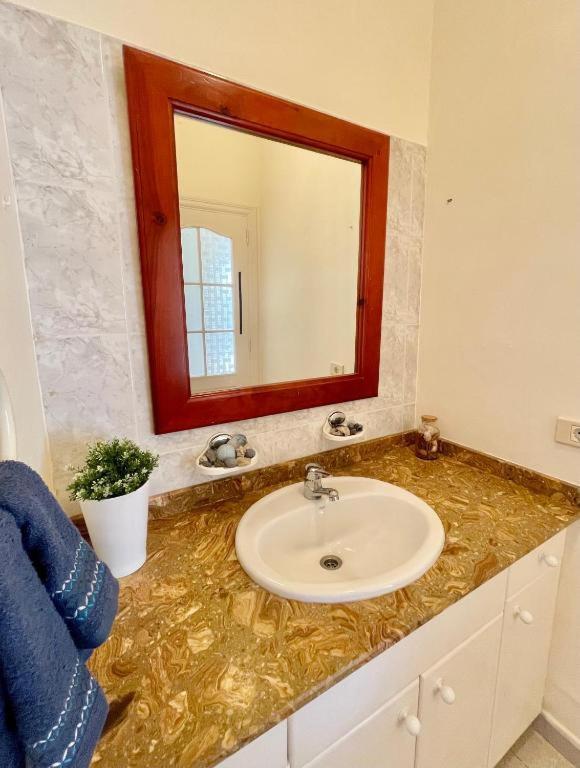 Apartment Vincent, Cozy And Sunny Over The Rooftops Puerto del Carmen  Luaran gambar