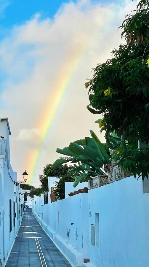Apartment Vincent, Cozy And Sunny Over The Rooftops Puerto del Carmen  Luaran gambar