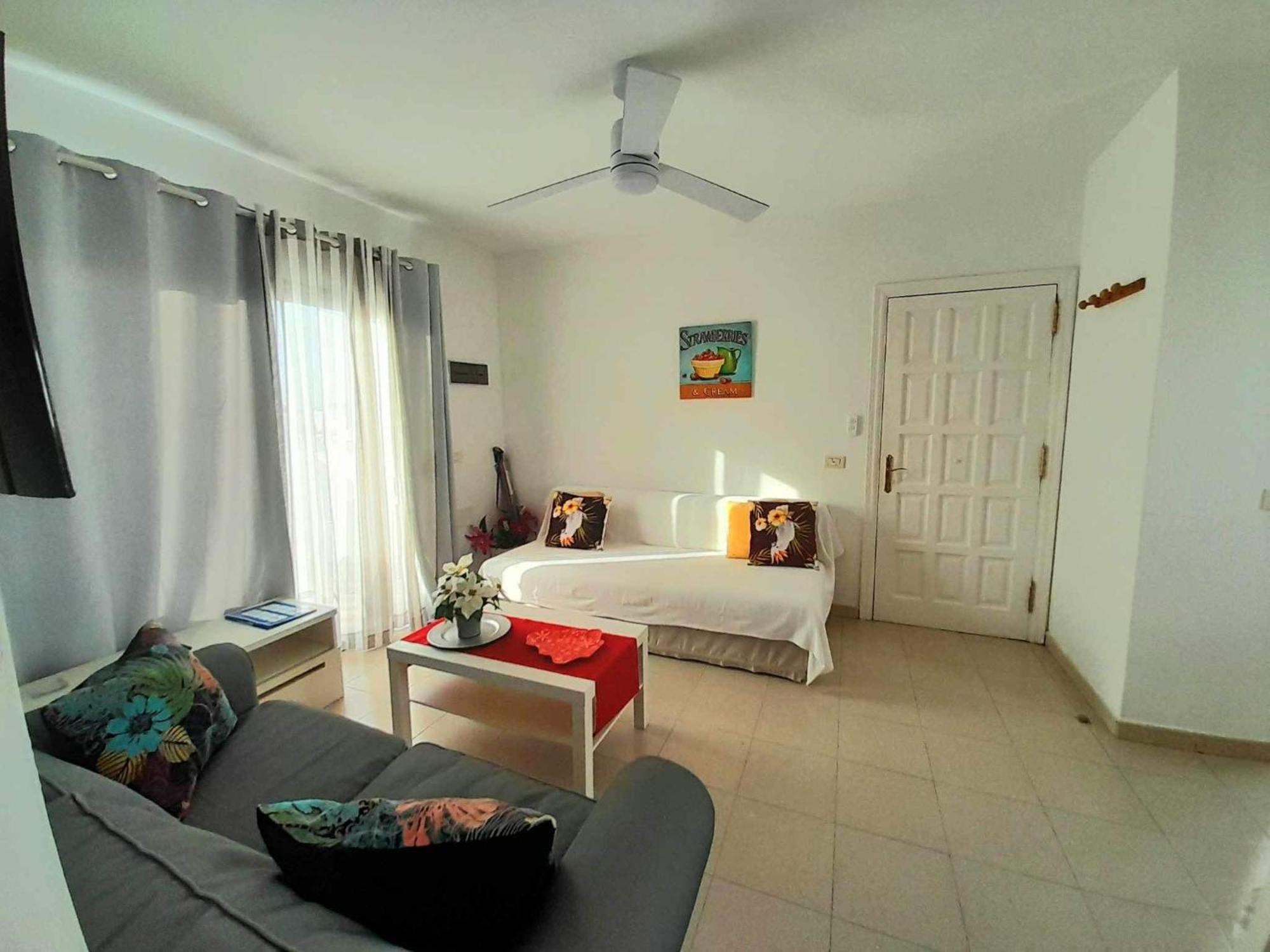 Apartment Vincent, Cozy And Sunny Over The Rooftops Puerto del Carmen  Luaran gambar