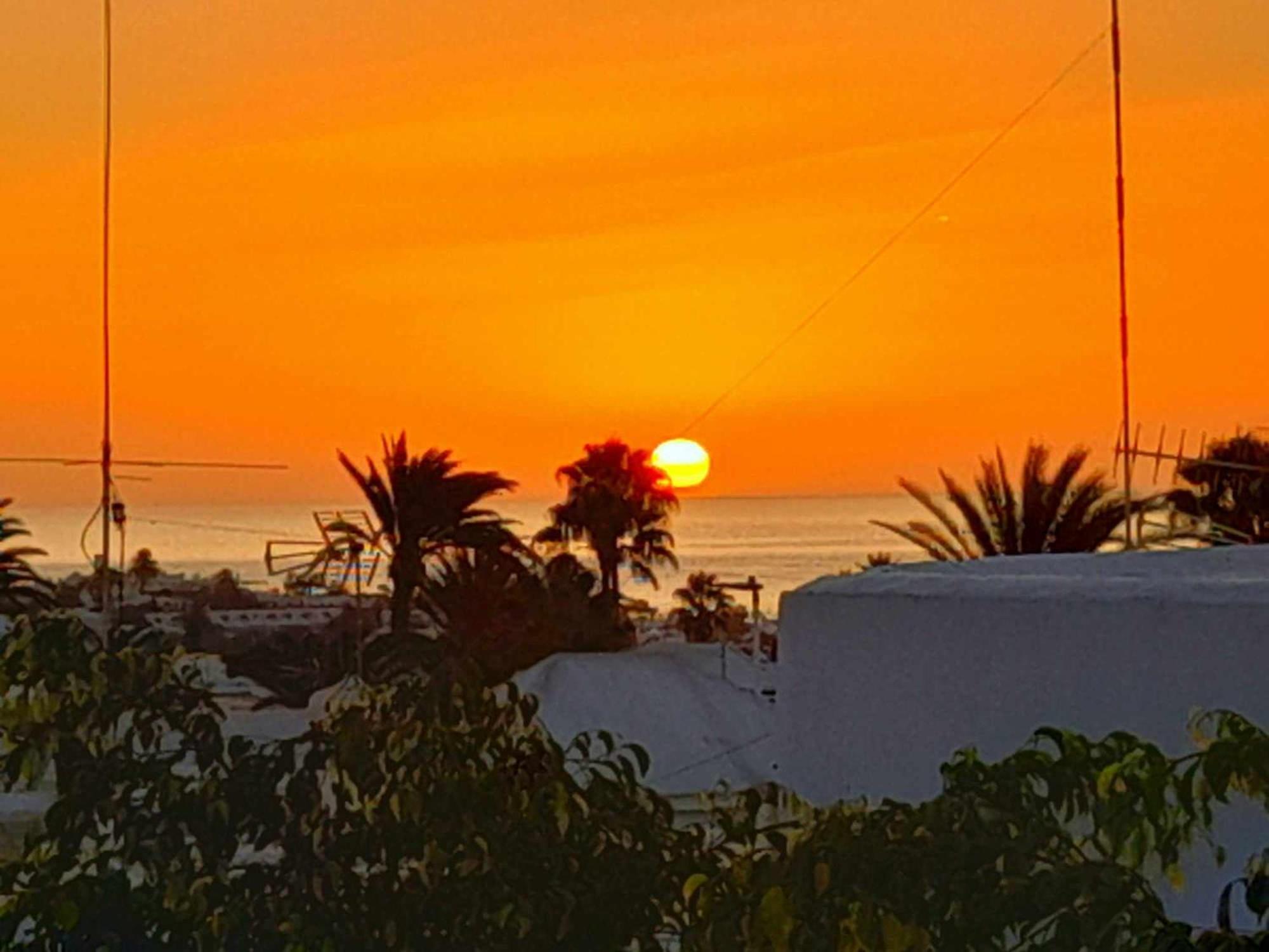 Apartment Vincent, Cozy And Sunny Over The Rooftops Puerto del Carmen  Luaran gambar